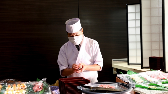 一人旅歓迎 ！石和温泉最大級の大浴場を満喫【人気の和洋中 贅沢創作バイキング】